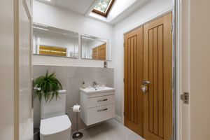 En suite- click for photo gallery